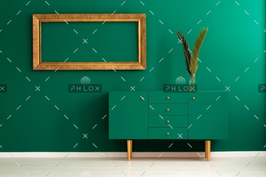 demo-attachment-88-green-and-gold-interior-PZ7WEG9